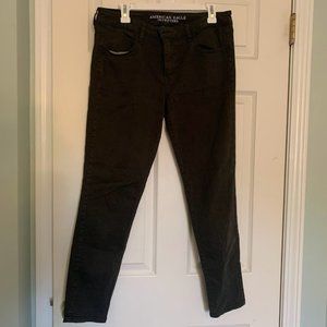 American Eagle AEO green jegging; size 14 regular